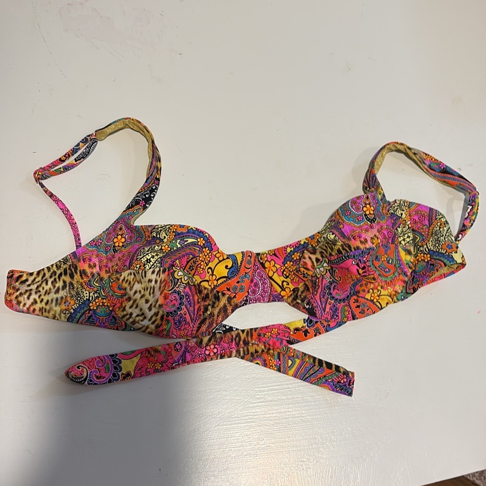 NWOT Luli Fama SHORE THING - Wide Strap Balconette Top Size Medium - Picture 4 of 7
